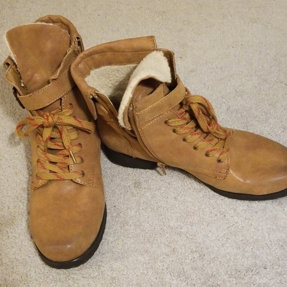 Womens booties - Picture 2 of 4